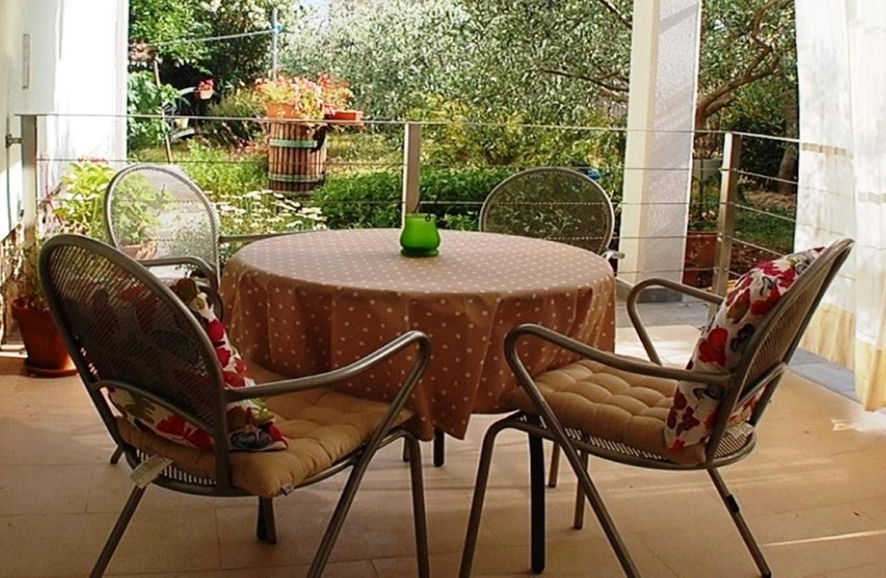 Cecillia Mare Apartments Rovinj Bagian luar foto