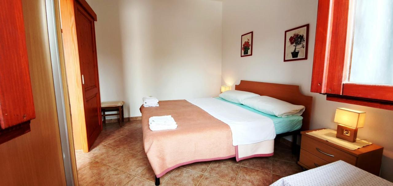 Cecillia Mare Apartments Rovinj Bagian luar foto
