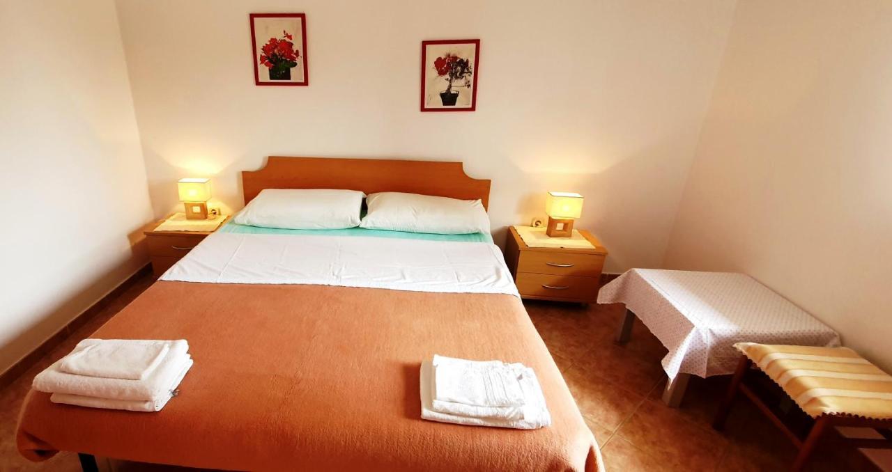 Cecillia Mare Apartments Rovinj Bagian luar foto
