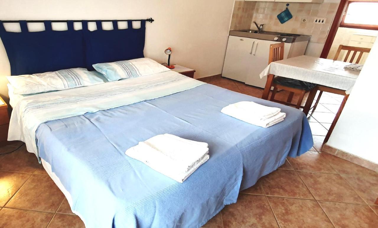 Cecillia Mare Apartments Rovinj Bagian luar foto