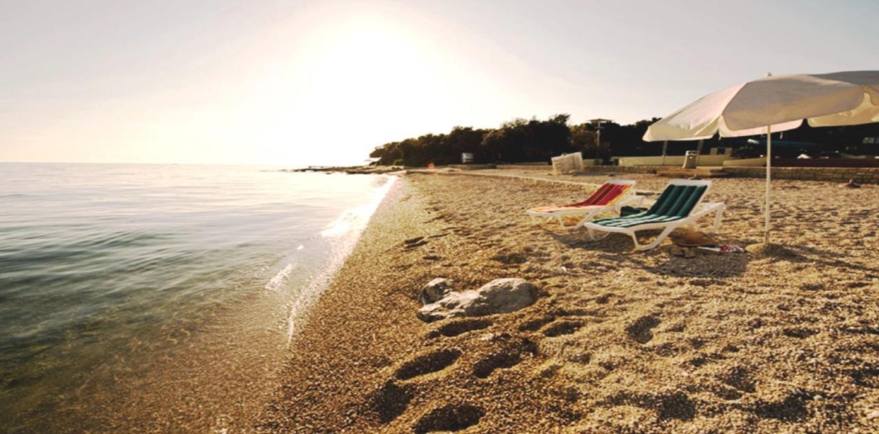 Cecillia Mare Apartments Rovinj Bagian luar foto