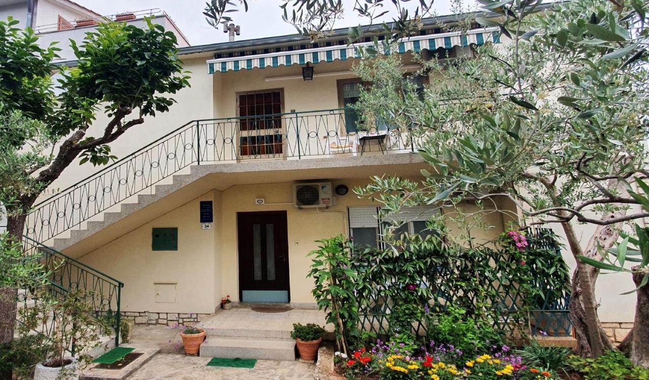 Cecillia Mare Apartments Rovinj Bagian luar foto