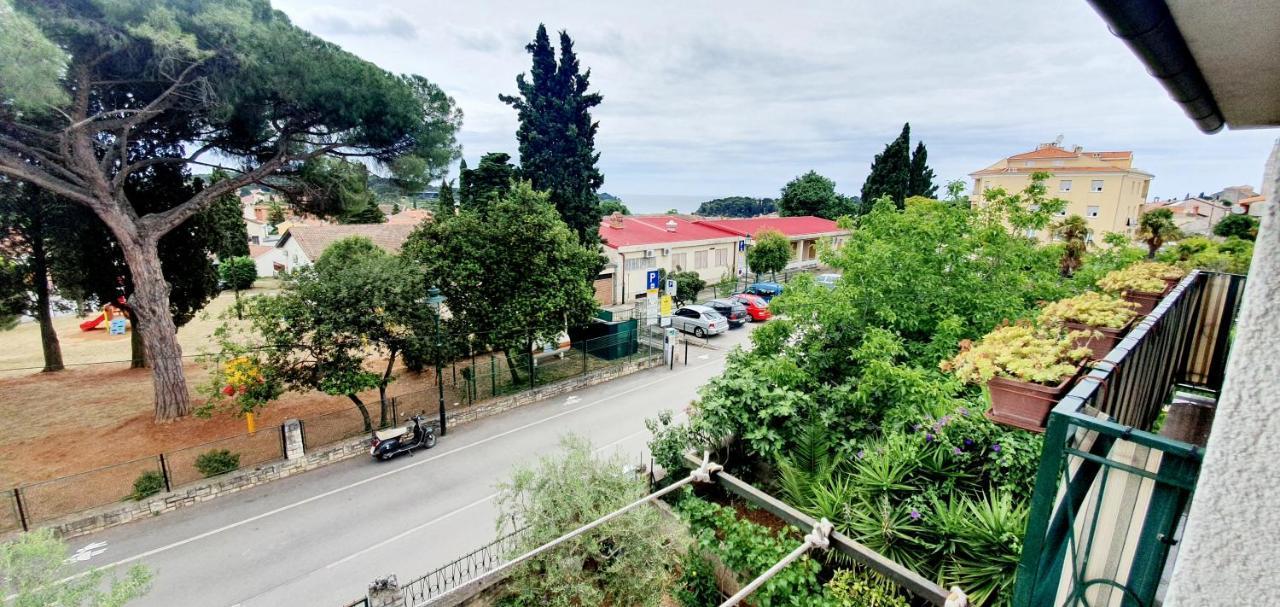 Cecillia Mare Apartments Rovinj Bagian luar foto